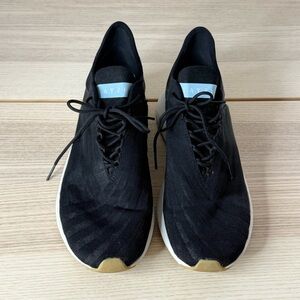 Women sneaker Saysh One Women's black size 9.5 athletic shoes